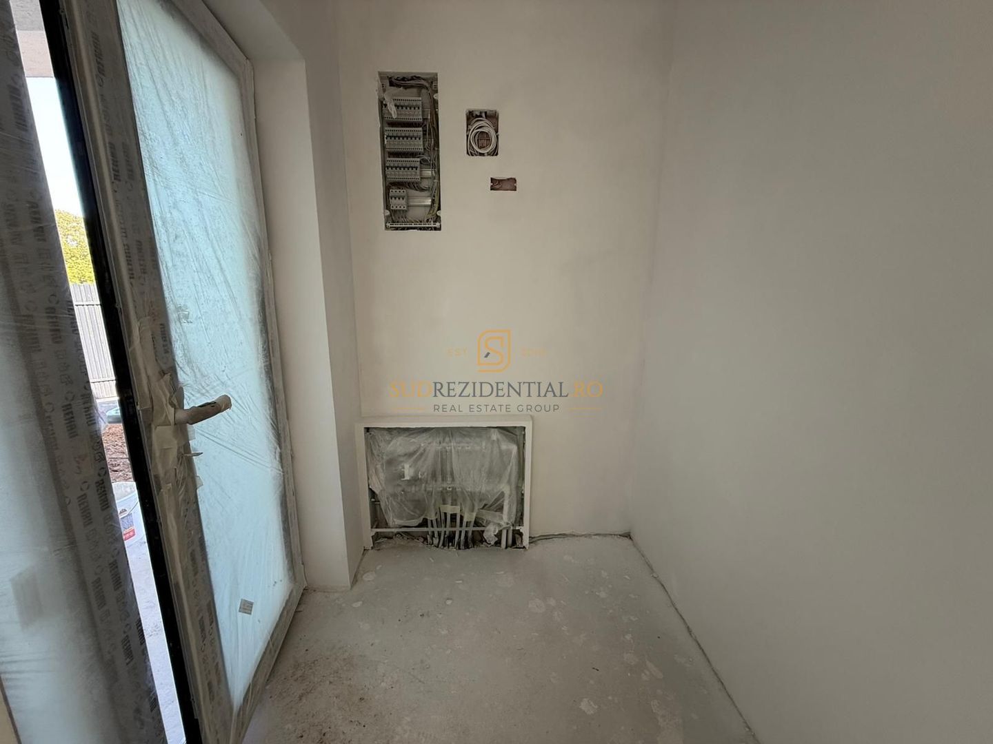 Vila individuala P+1+Pod, 3 camere, curte spatioasa - Comuna Berceni - Poză 12