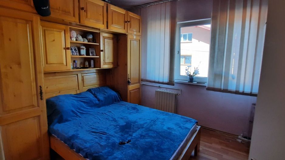 Sagului-Turist | 3 Camere | Decomandat | Etaj Intermediar. - Poză 2