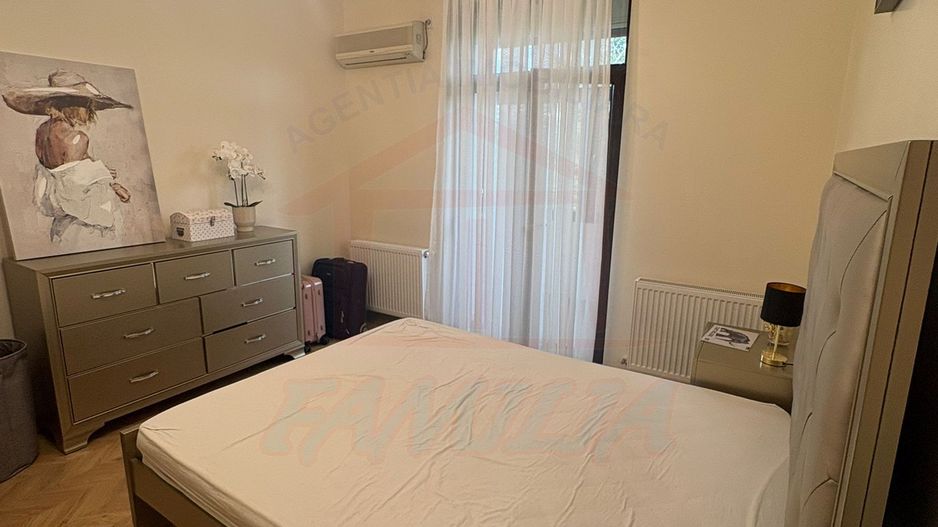 🏢De închiriat apartament 2 camere, Centru, 550 euro - Poză 4