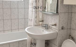 Soarelui | Școala Generală 30 | 2 camere | Balcon închis - Poză 9