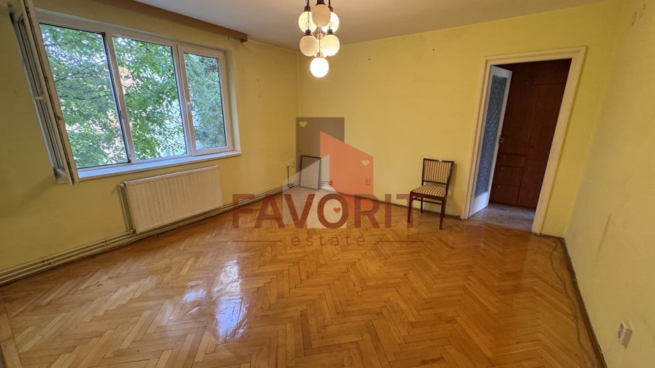 Etaj 2. La 400 m de Opera. Disponibil imediat. Centrala proprie - Poză 1