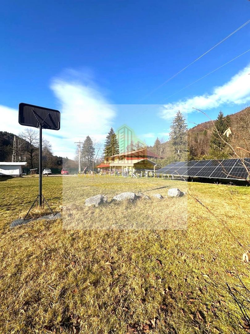 Vila de vanzare in Parcul national Piatra Craiului - Poză 17