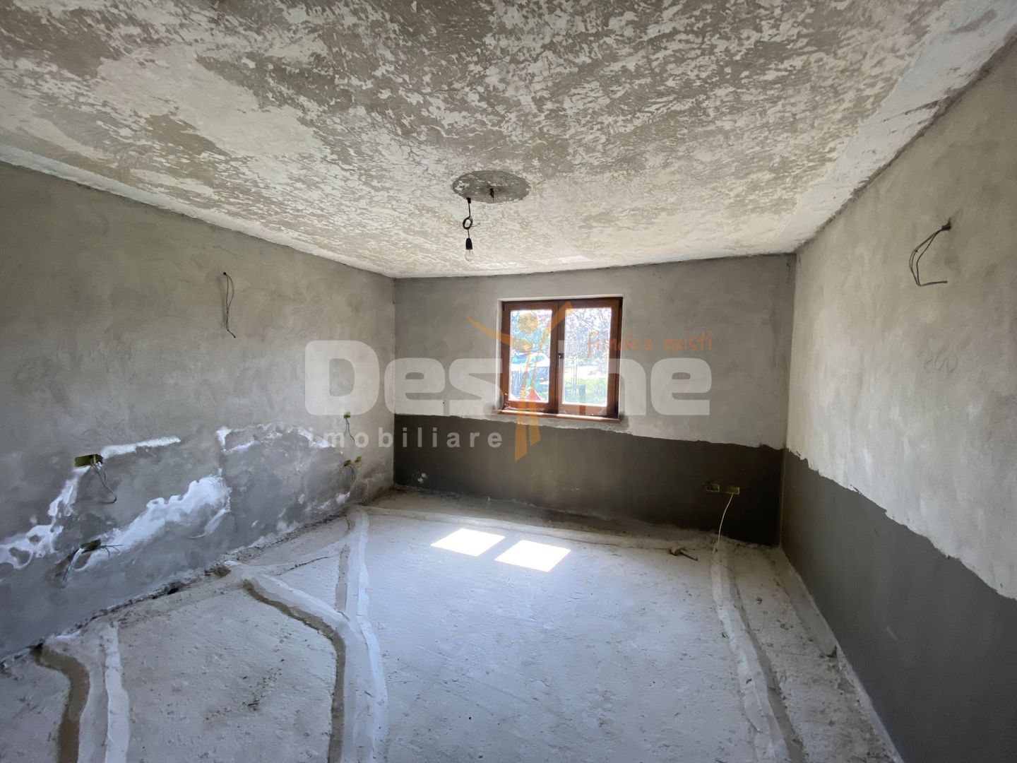 Casa de vanzare 260mp Borlesti 85.000€ - Poză 11