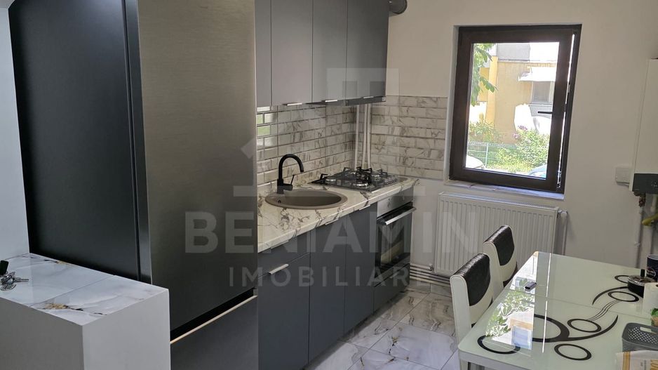 2 Semidecomandate - Parter -Balcon Cu Beci-CT-45mp- Cv9-Scoala 34 - Poză 1