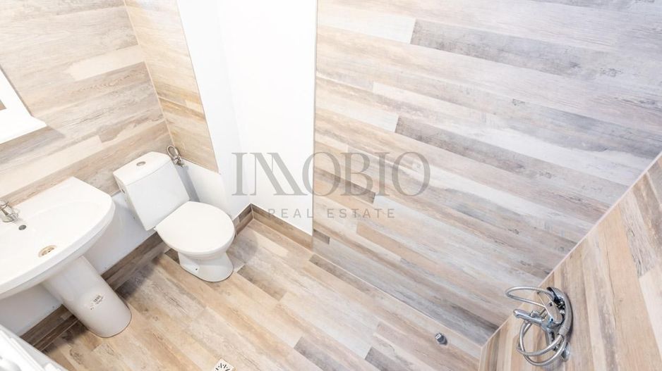 Vilă de închiriat 240 mp2 + curte | Spațiu birouri premium | P+3E - Poză 14