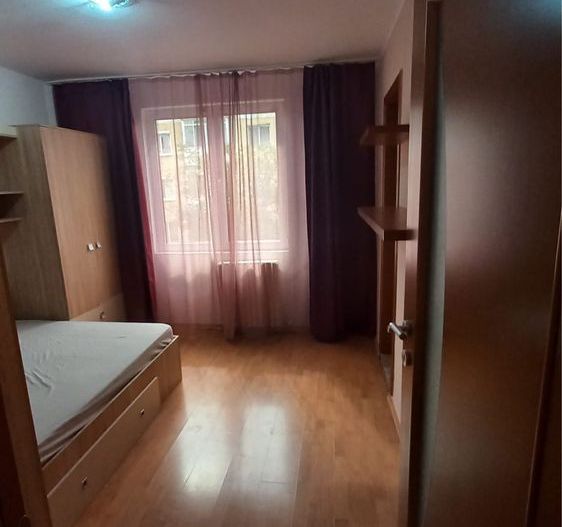 Apartament 3 camere /2 bai/ Centrala, Zona Stanjeneilor, Sp. Badgasar Arseni. - Poză 3