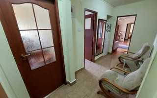 Apartament 3 camere semidecomandat | Orșova Central | 64 mp I Etaj 3 - Poză 11