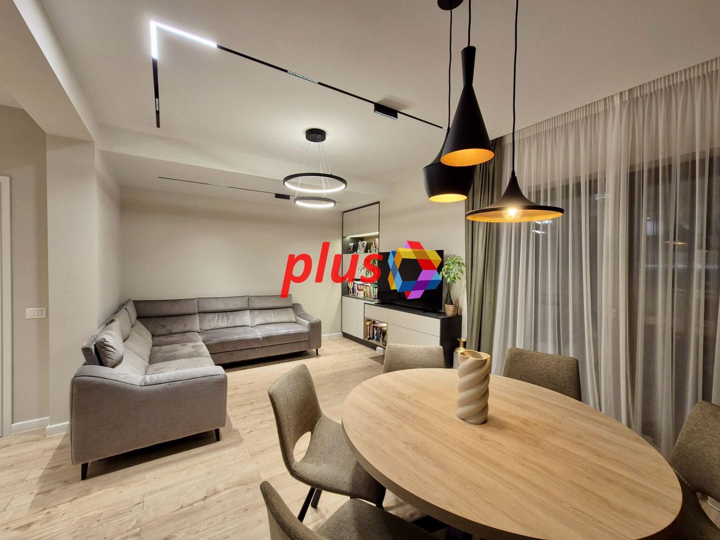 Casă Tractoru 118 mp - Poză 1