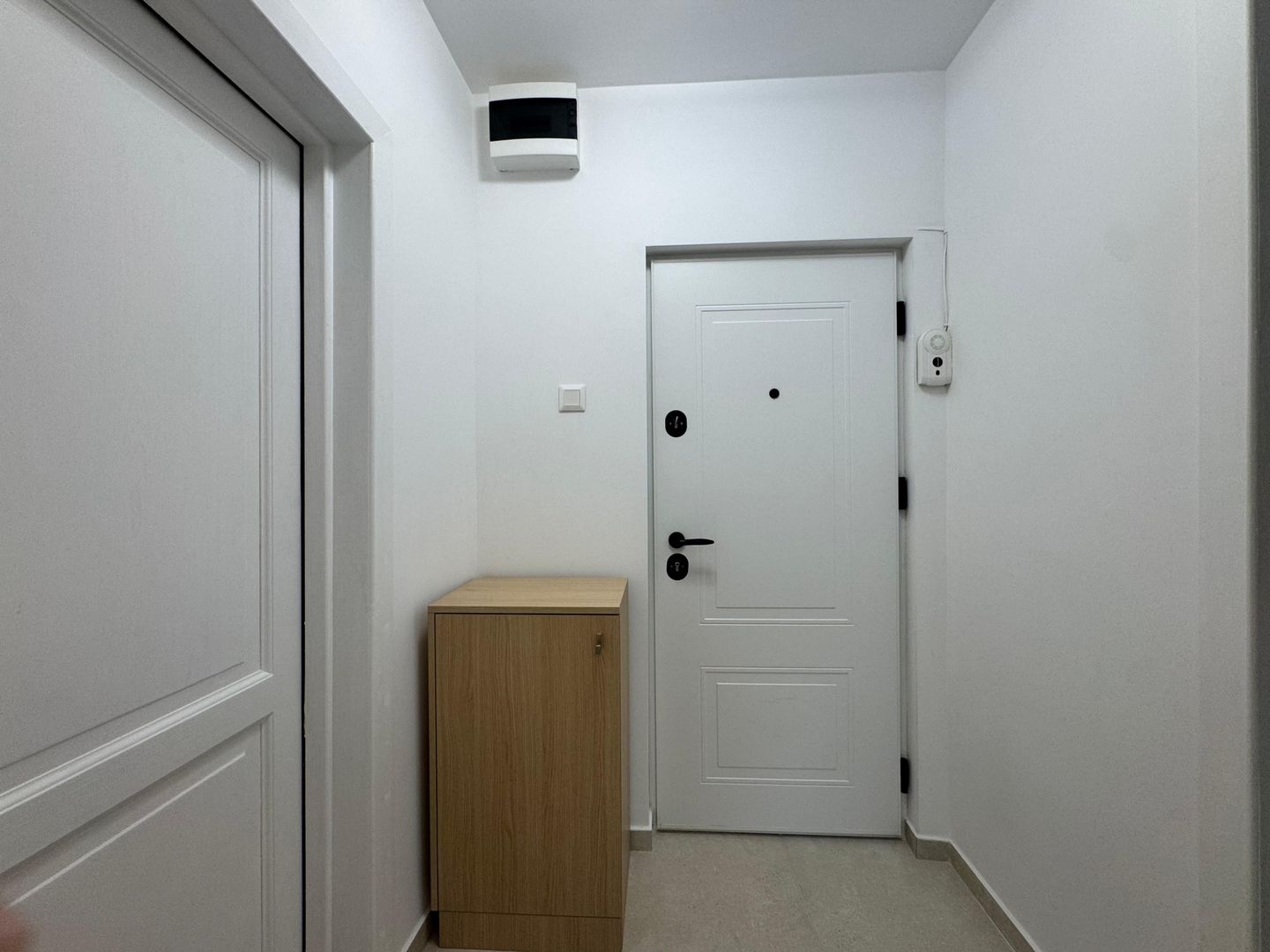 GARSONIERA DECOMANDATA || TIMPURI NOI- NERVA TRAIAN - Poză 13