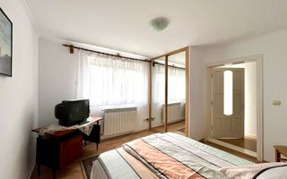 Casa de vacanta spatioasa de vanzare 6 dormitoare in Gura Humorului - Poză 17