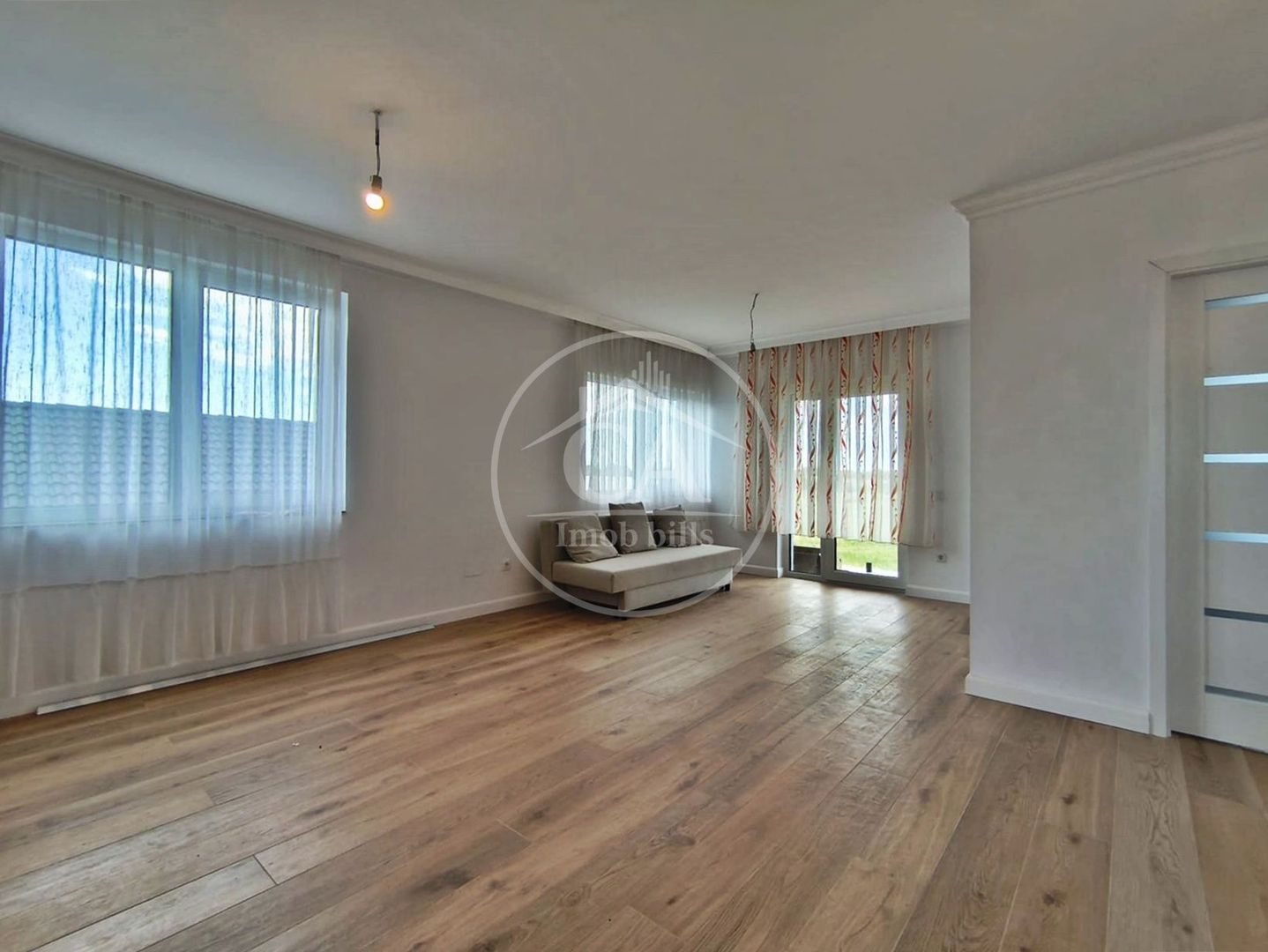 Apartament la casă de închiriat cu 2 camere în Santandrei, Bihor - Poză 2