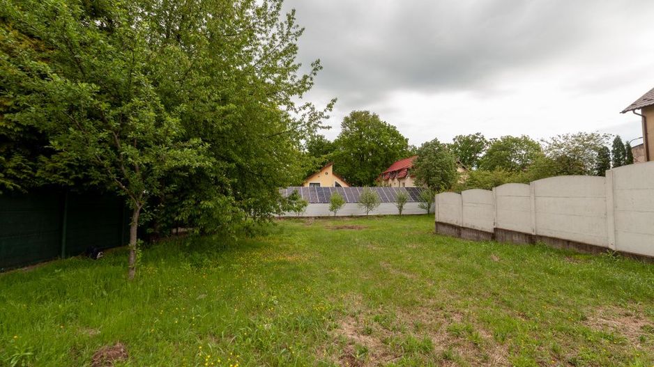 Teren Gavana locatie excelenta langa padure si facilitati cartier - Poză 6