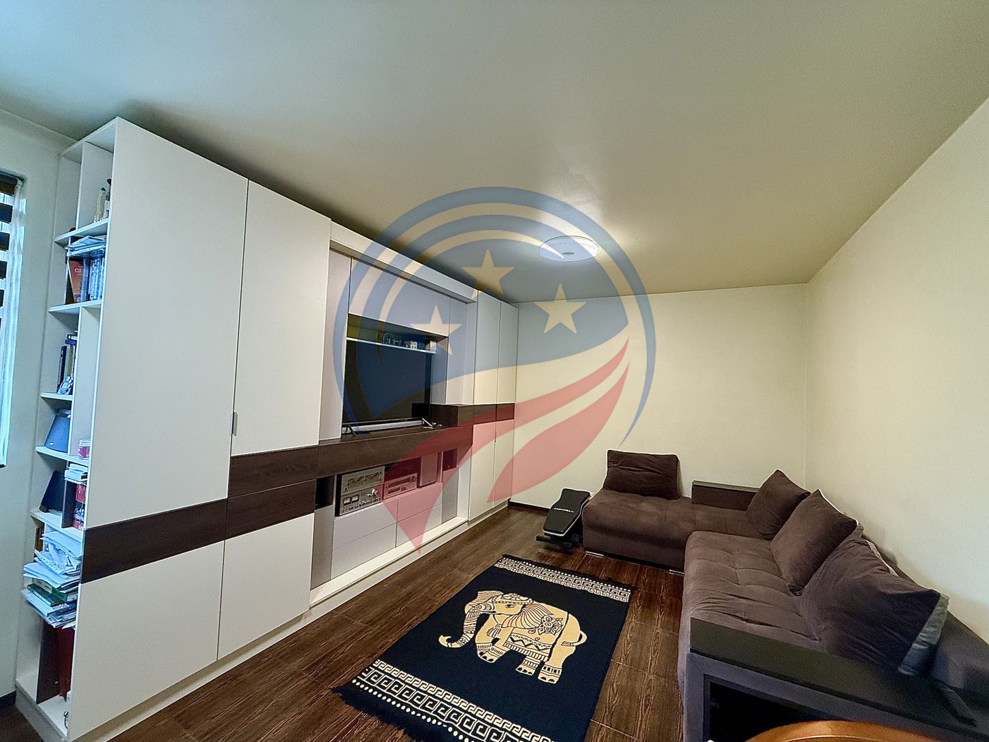 Casă de vânzare – Bld. Nicolae Romanescu, Craiova - Poză 1