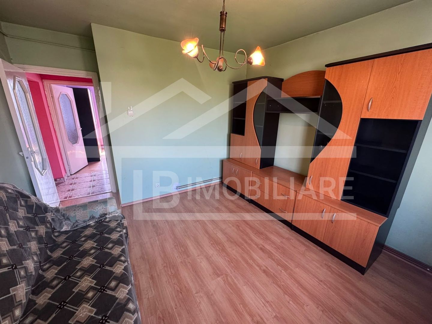 Apartament cu 3 camere, 66 mp, decomandat, Zona Fortuna - Poză 4