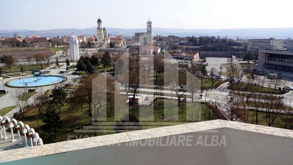 Apartament cu 4 camere decomandate, Cetate, M-uri - Poză 9