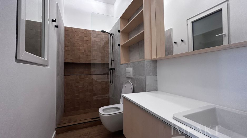 Spatiu cu 3 camere spre inchiriere in centru! - Poză 6