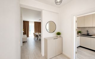 Casă pe parter | 300 mp curte | prima închiriere - Poză 7