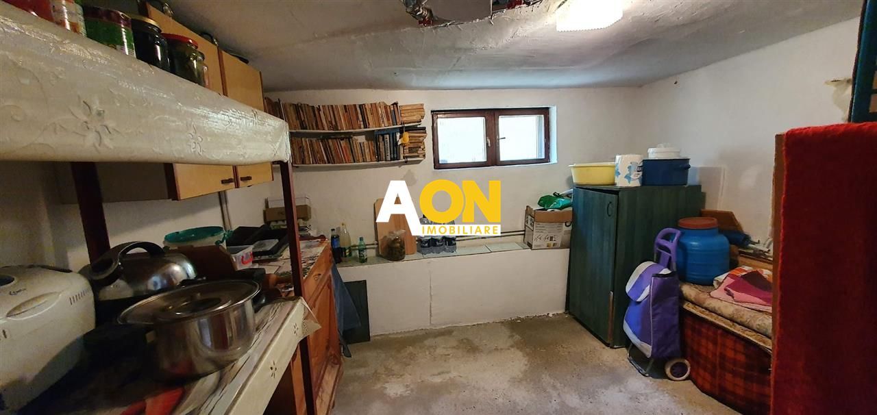 1/2 Duplex 4 camere cu garaj 462 mp teren la asfalt zona Centru - Poză 22