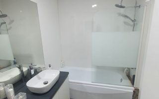 Apartament modern, cu terasă și parcare subterană, Vivo Mall. - Poză 8