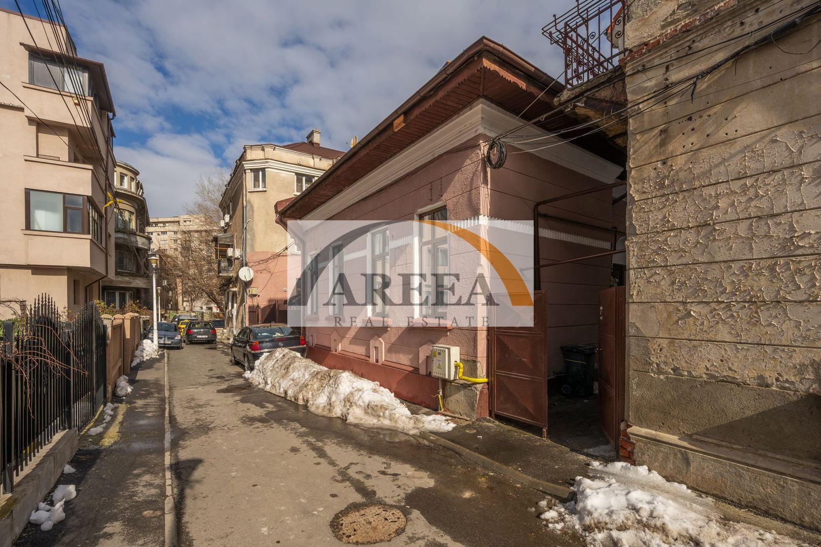 VILA RENOVATA SI ELEGANTA - 131 mp, 6 camere - Mitropolie / Unirii - Poză 28