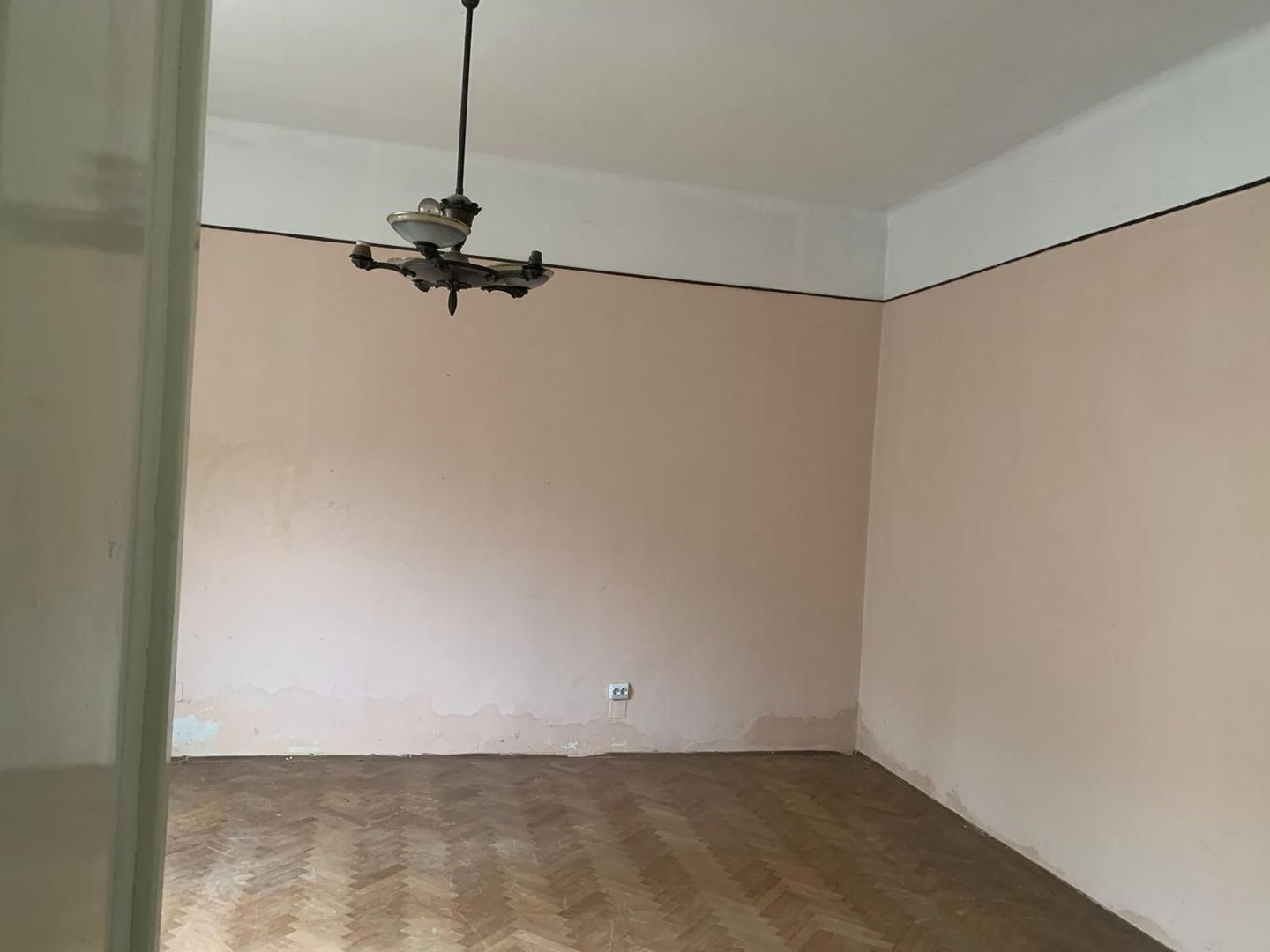 Casa P+E de 7 camere, SU=240 mp  in  Balcescu - Poză 9