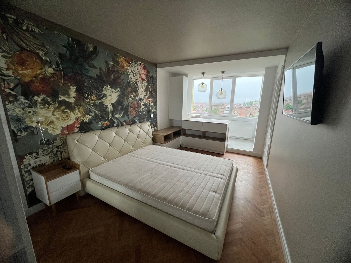 Central | 3 Camere | Amenajat Modern. - Poză 3