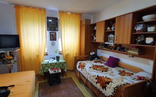 Casa5 camere + garaj si anexa, 507 mp teren,  zona Schit - Poză 14