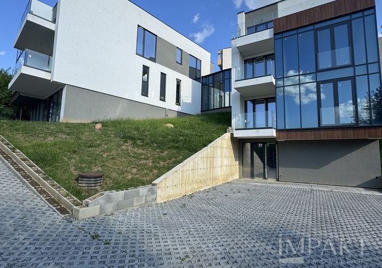 Cladire 650 mp utili | Capacitate 25+ parcari | Zorilor - Poză 1