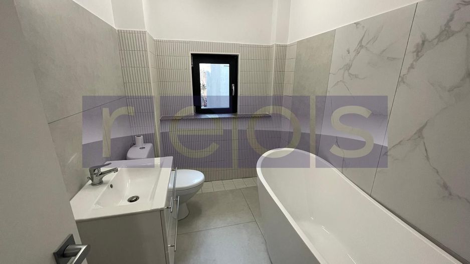 VANZARE CASUTA INTERBELICA RENOVATA DESIGN CONTEMPORAN 107MP MOSILOR FOISOR - Poză 17