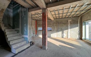 Vila de vanzare 6 camere***Mogosoaia - Poză 8