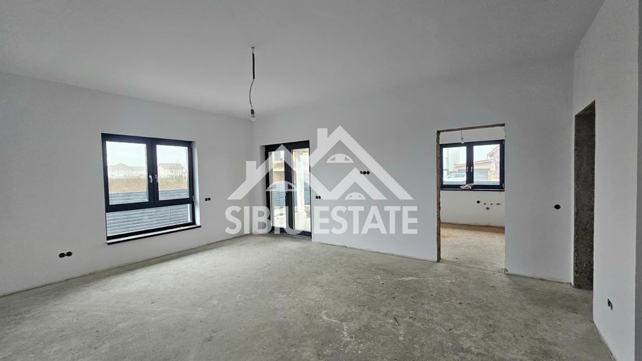 Casa parter cu pivnita, Sibiu locatie Cristian - Poză 13