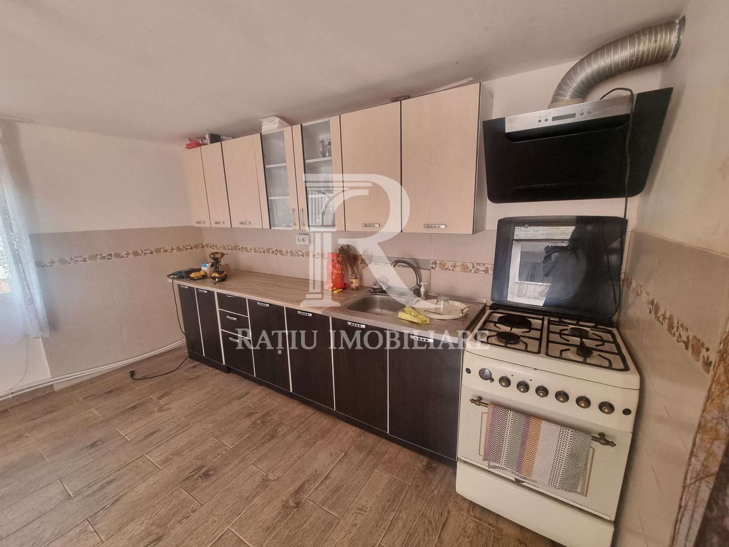 Casă  3 corpuri de vânzare | Teren 1060 mp | Cristur | Hunedoara - Poză 19