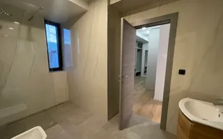 **APARTAMENT ELEGANT** FLOREASCA **CU VEDERE SPECTACULOASA CATRE LAC - Poză 13