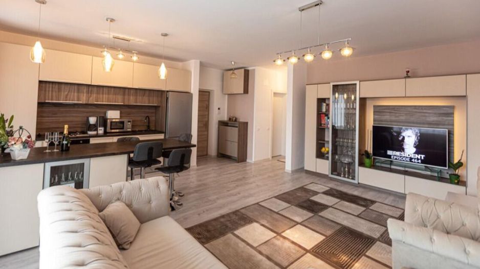 Apartament 3 camere tip Penthouse Urban – Coresi - Poză 1