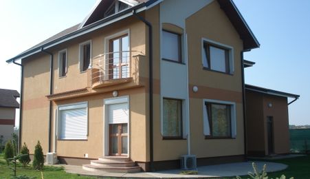 Vila Snagov langa padure / lac