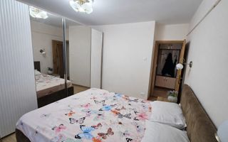 Ultracentral - 3 camere decomandat - 2 băi - 2 balcoane - Poză 7