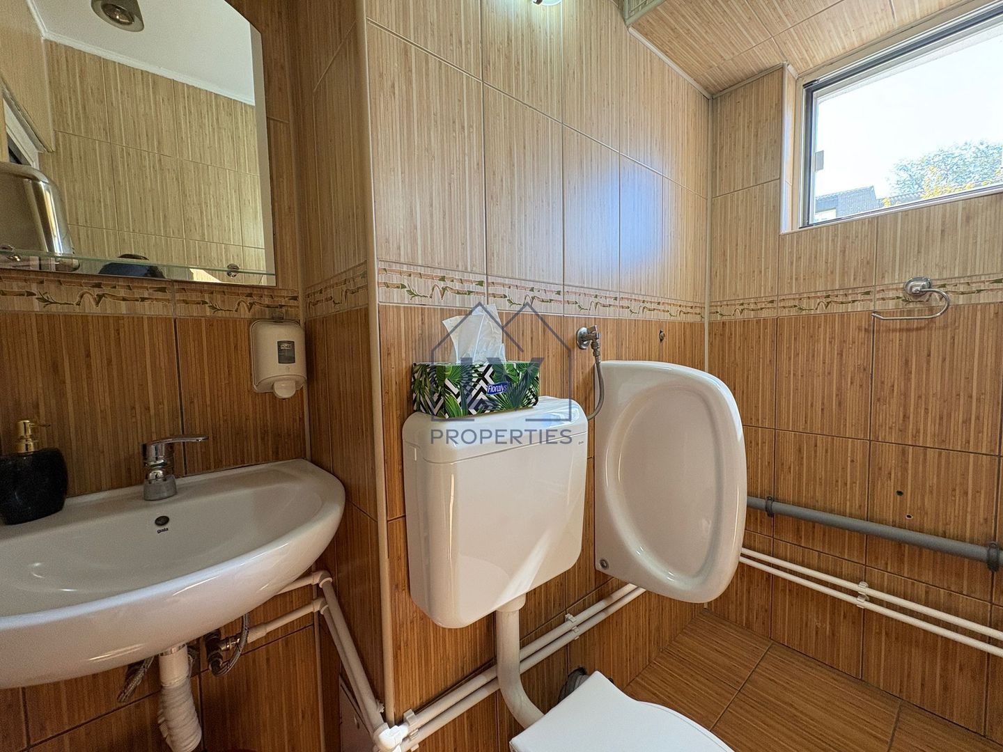 INCHIRIERE APARTAMENT 4 CAMERE | PIATA VICTORIEI - Poză 7