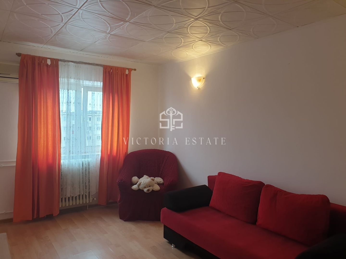 Vând apartament 2 camere,  comfort 1,zona 9 mai - Poză 1