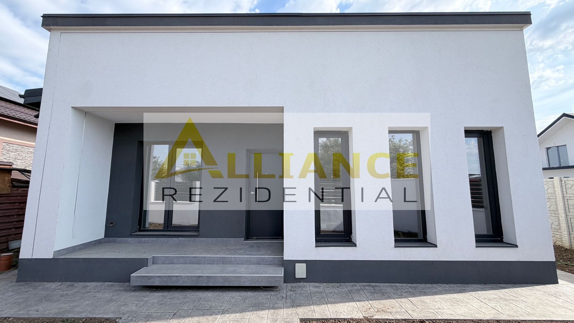 Casa Individuala - 4 camere - 2 bai - 425 mp teren - Poză 1