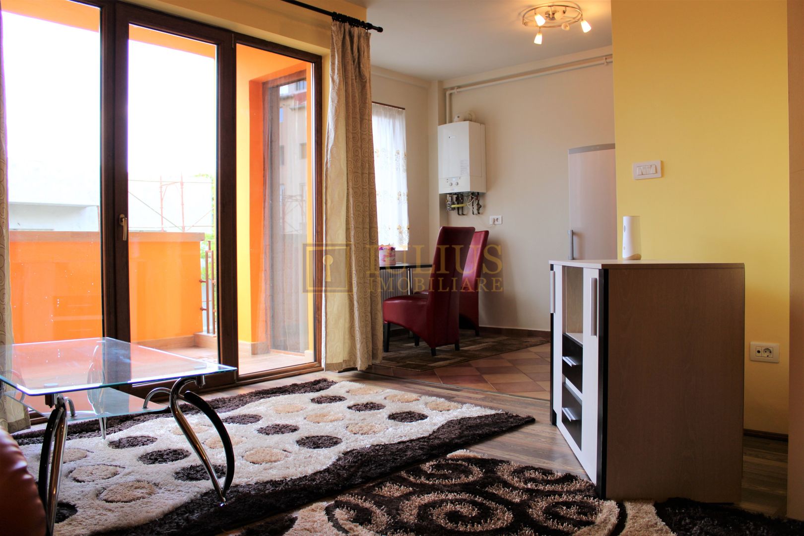 parcare privata, balcon, centrala proprie - Poză 2