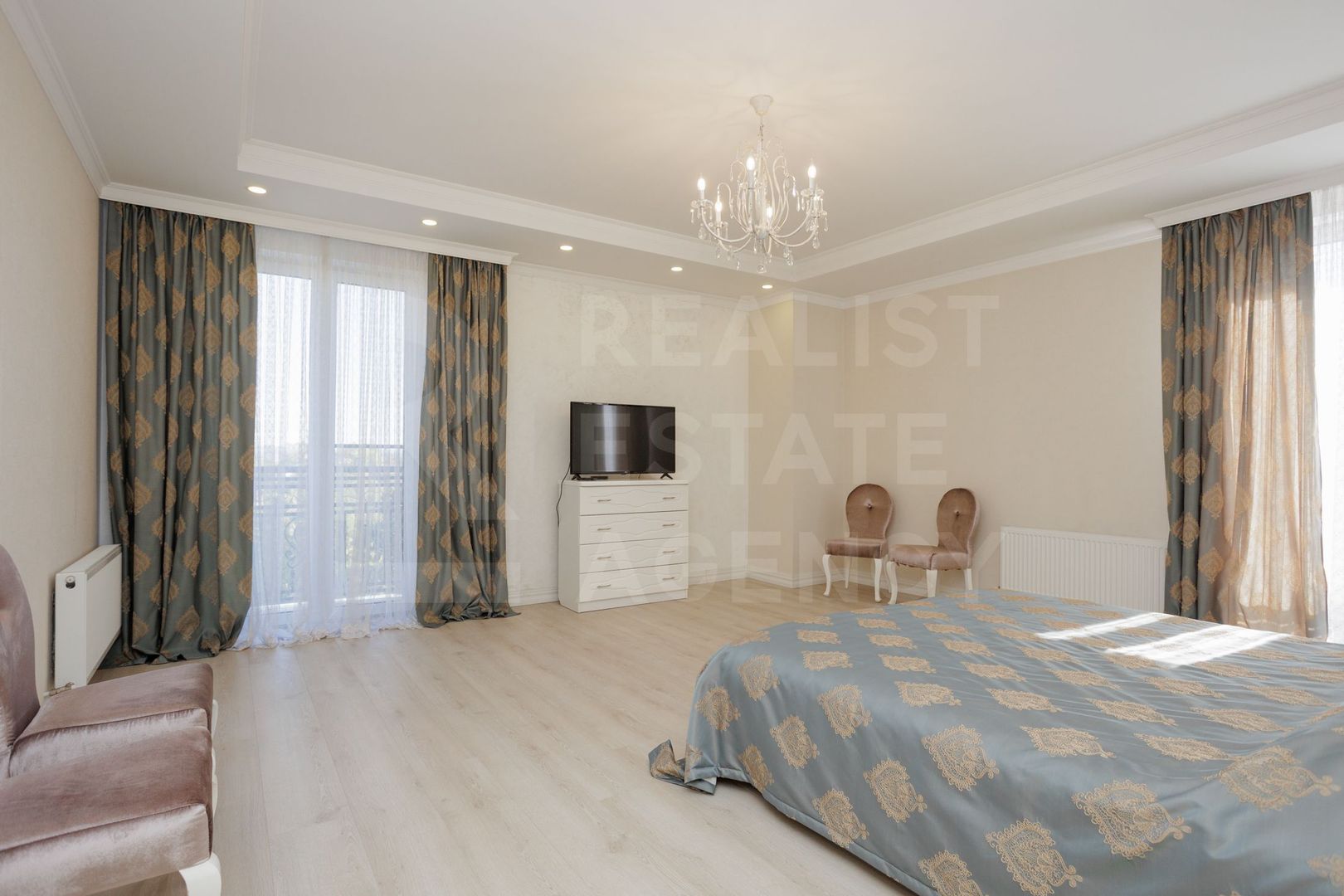 Chirie, apartament, 3 camere, Strada Bernardazzi, Centru - Poză 6
