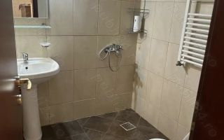 Apartament 4 camere, 3 băi, centrală proprie, 2 balcoane, pet friendly - Poză 8