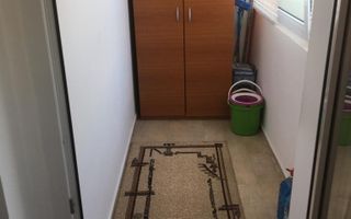 Proprietar vind apartament 4 camere sector 2 București - Poză 8