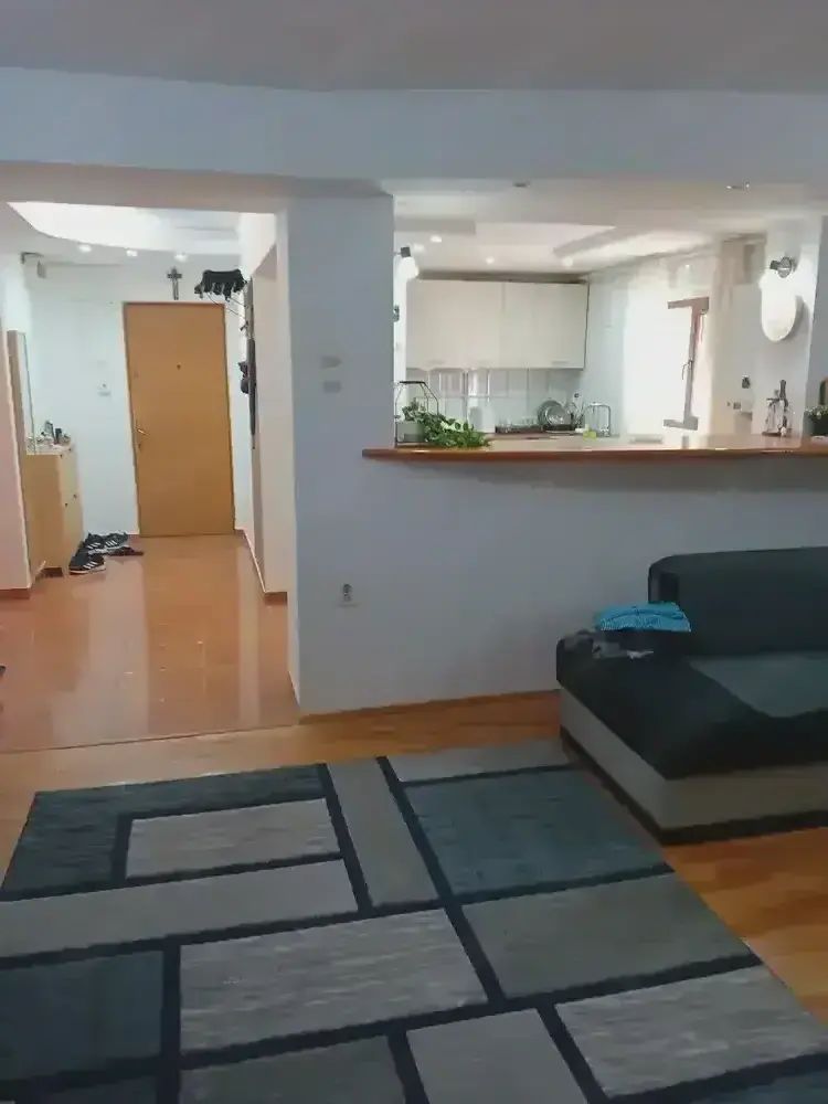 Apartament Rahova/Pecineaga - Poză 2