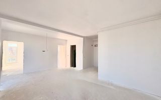 Apartament cu 3 camere si 2 bai | Mosnita Noua - Poză 2