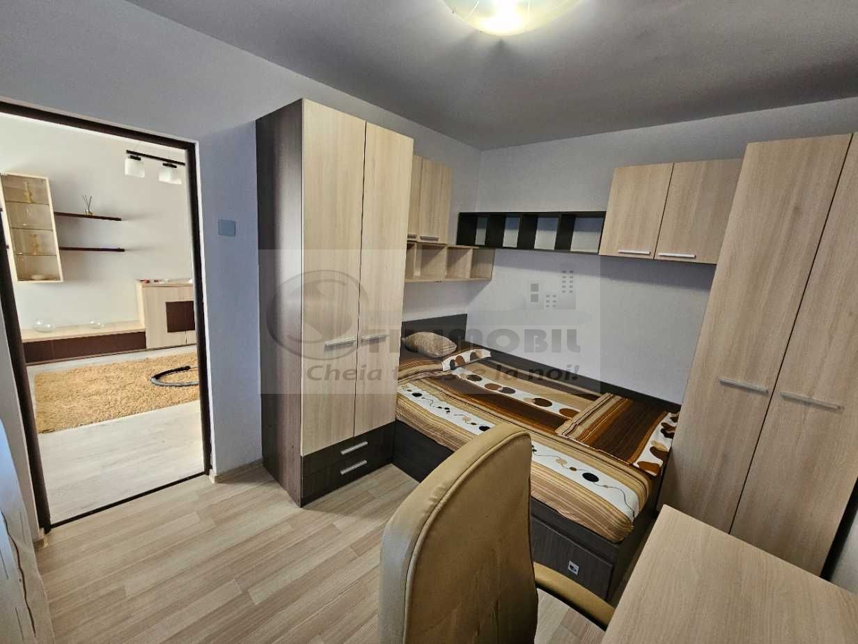 Apartament 3 camere - Alexandru cel Bun - Poză 4