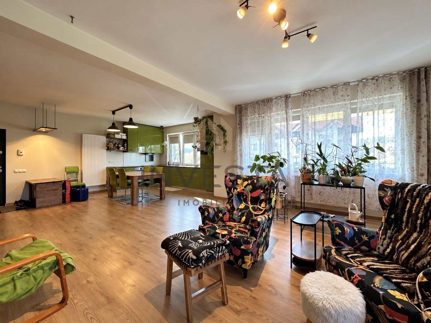 Apartament 3 camere de 117 mp cu 2 parcari incluse, cartier Buna Ziua! - Poză 8