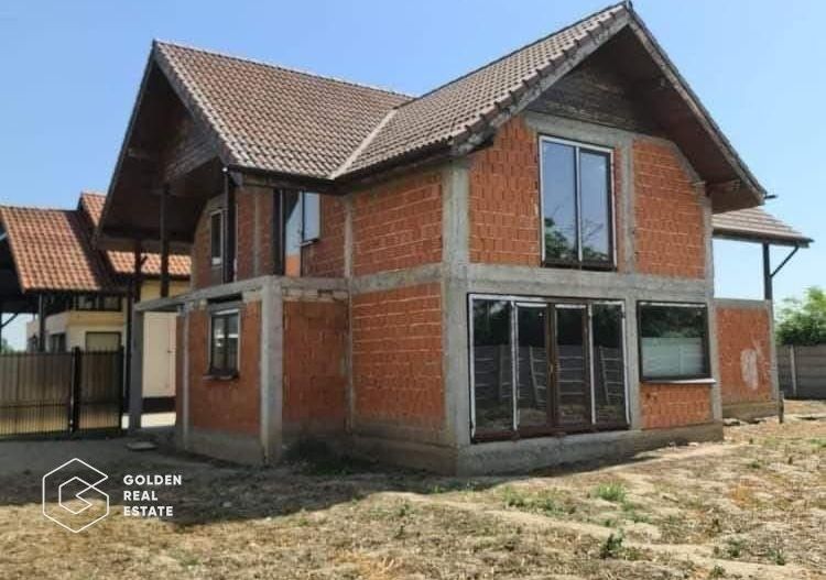 Casa la rosu P+M, 116 mp utili + 422 mp teren, Sânmihaiu Român - Poză 1