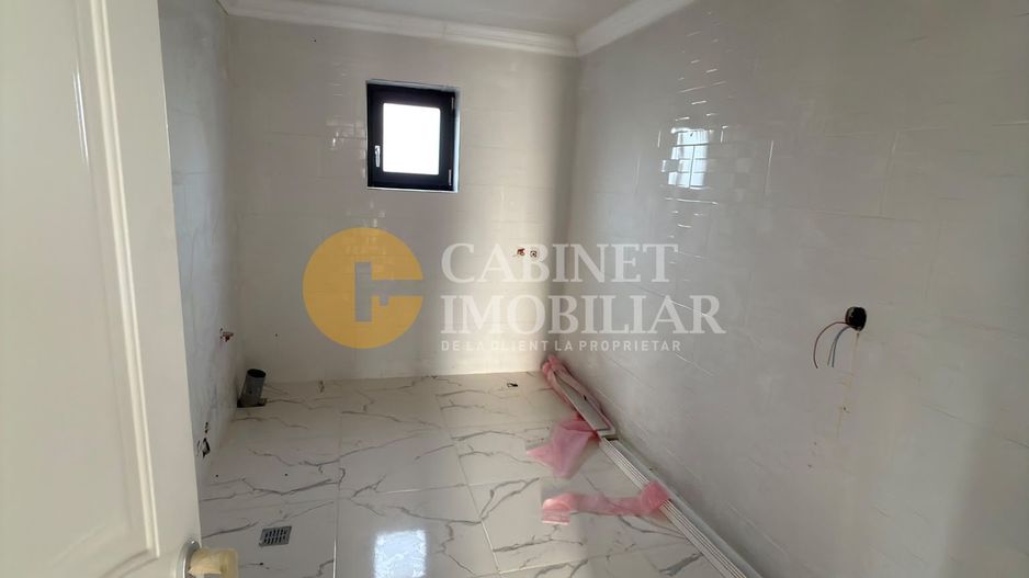 🏡 VILĂ DEOSEBITĂ 250 MP UTILI,1800 MP TEREN , TUTORA –  187.000 €! 🏡 - Poză 18