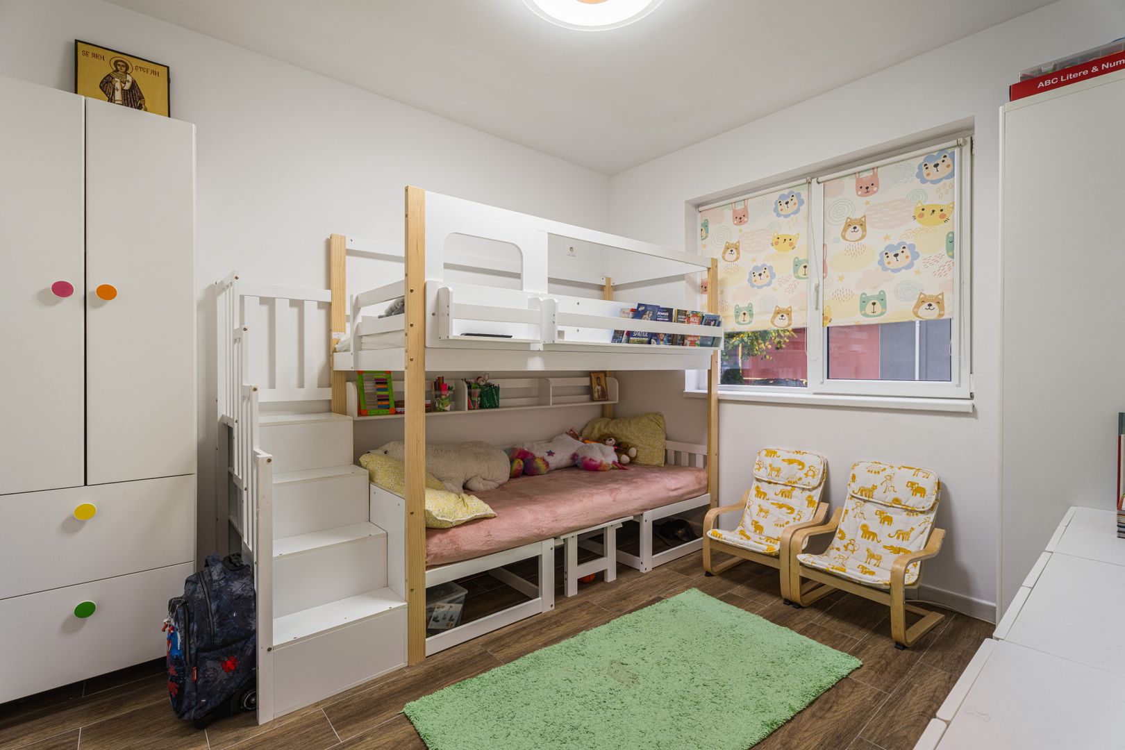 3 camere, 2 băi, loc de parcare și boxă incluse, Apărătorii Patriei - Poză 3